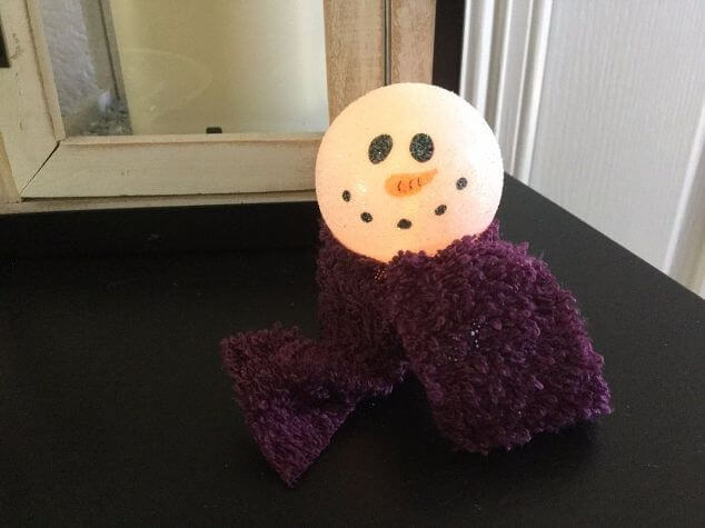 DIY Easy Winter Light Up Snowman Craft!