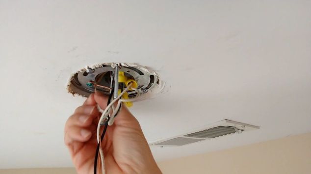 Replacing a Ceiling Light Fixture