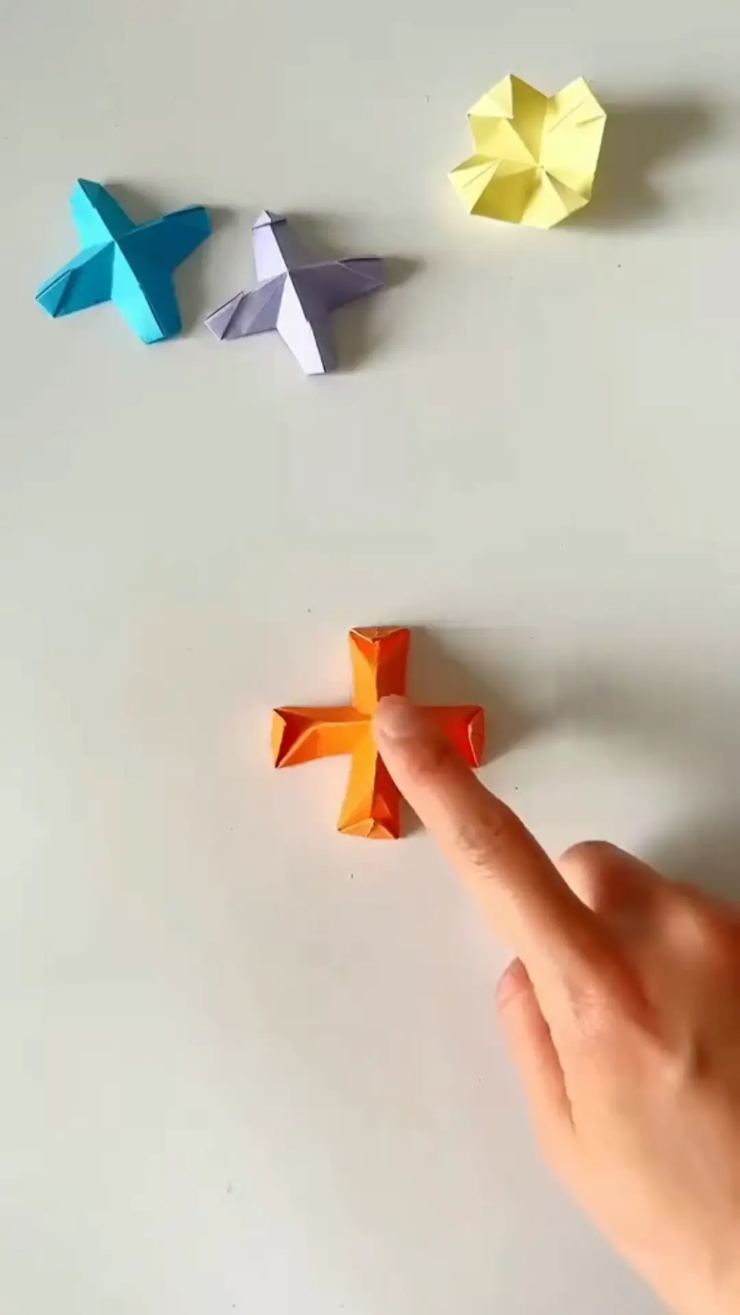 How to Make an Origami Star – Easy DIY Paper Craft for Beginners 1